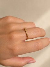 Cargar imagen en el visor de la galería, Anillo Kai dorado