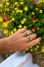 Cargar imagen en el visor de la galería, Anillo Andrea