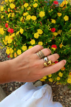 Cargar imagen en el visor de la galería, Anillo Andrea
